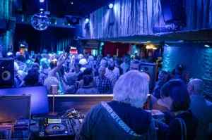 Tanzen60plus Bilder Schlosshof Münchwilen